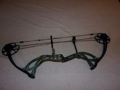 Bear Archery Cruzer G-2 Left Hand Compound Bow NICE
