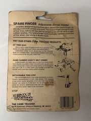 VINTAGE THE GAME TRACKER SPARE FINGER ADJUSTABLE ARROW HOLDER