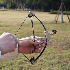 Mini Compound Bow Metal Material Compound Bow Decoration Palm Bow Toy