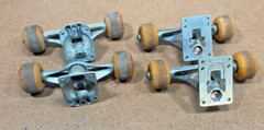 2 sets Vintage Used Skateboard Trucks 1990s ~ GRIND KING & SICK AIR