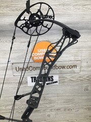 Used Mathews Lift X 29.5 Right Hand Shale 28.5/70