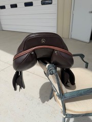 Peter Horobin Kanga 17” Jump Saddle Stridefree Tree