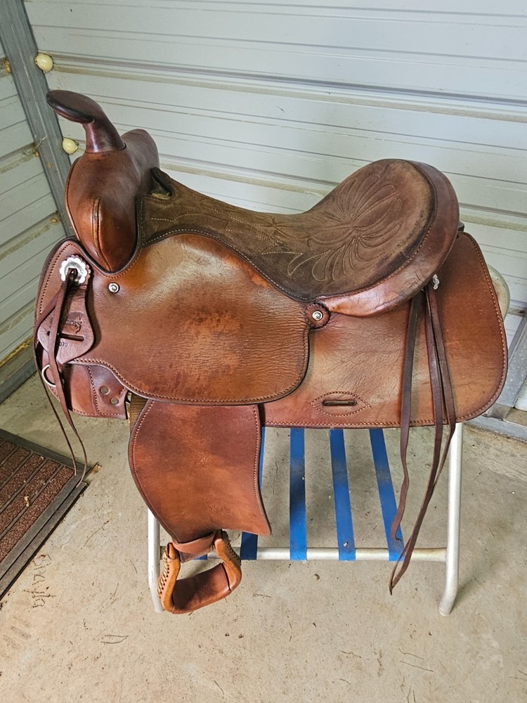 Used 16″ Brown Color Simco leather Trail Saddle #4070