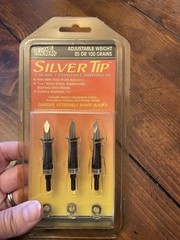 The Game Tracker SilverTip 3-Blade Expandable Broadhead 85/100gr 1 1/2in 1247