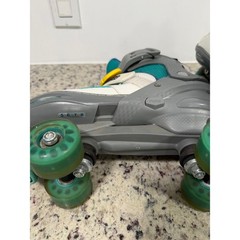 DBX Kids Adjustable Roller Skates Teal White Grey Quad Skates Size 5-8 Max Fit