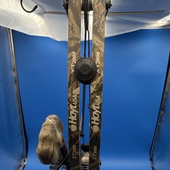 Hoyt XT2000 Compound Bow Brown/Black Camo, XT2000 MPN, Model for Men