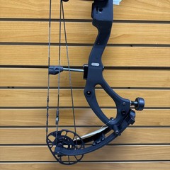 Item 3847 PSE Archery Compound Bow – Sicario – RH – Black – #70 – 24.5”-30” DL