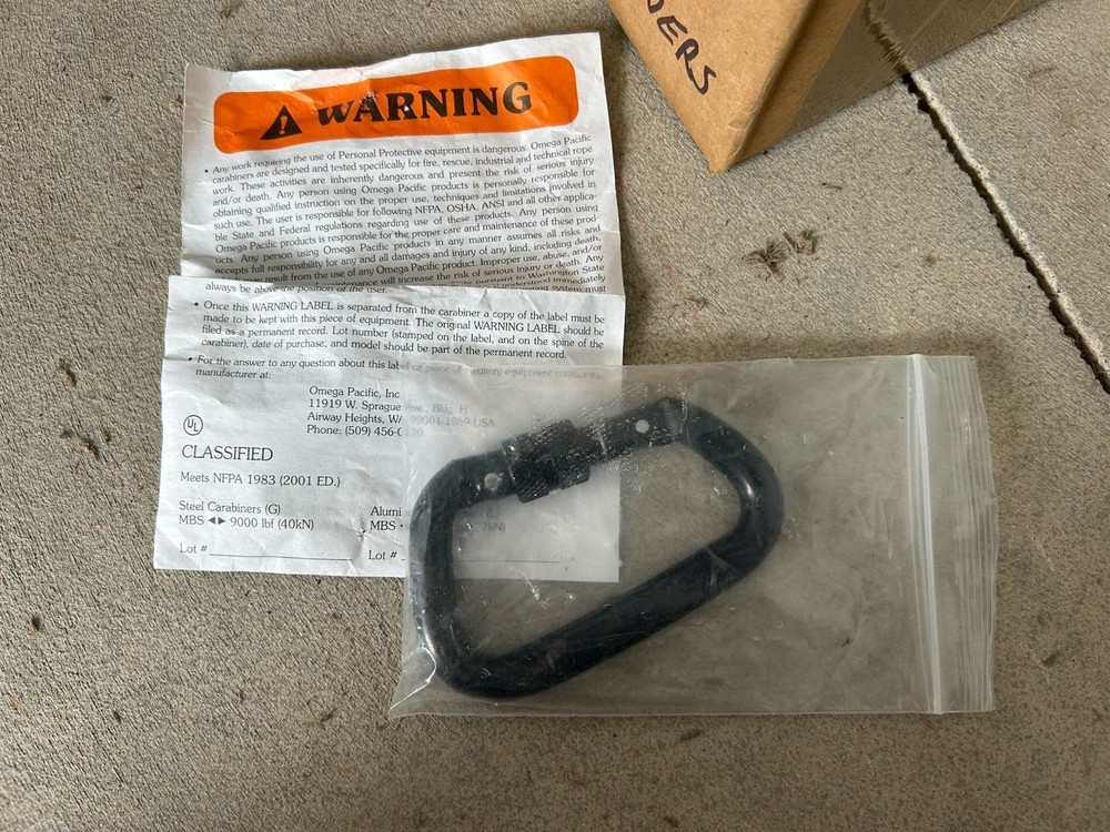 CMC Rescue Classified 40kN Screw Lock Aluminum Carabiner NFPA New in Bag