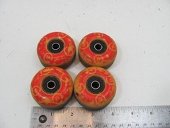 UNKNOWN 2000s SKATEBOARD WHEELS 52MM