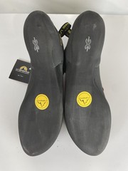 Excellent La Sportiva Tarantula Men’s Climbing Shoes, Black/Poppy, M45