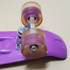 BELEEV Skateboard Mini Cruiser With Light-Up LED Wheels