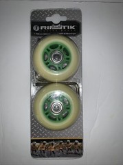 Razor Ripstik Caster Board 76mm ABEC -5 Set of Two Wheels Green NOS