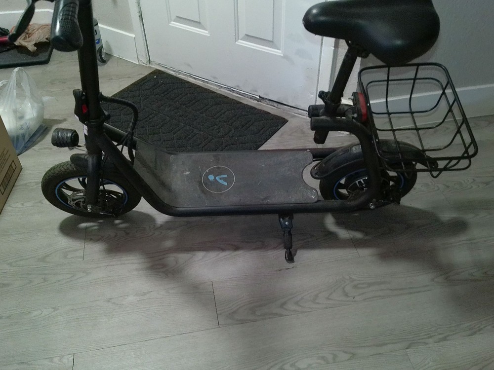 Urbanmax URBANMAX Seated Electric Scooter | NEW BATTERY | Fully Tested & Working