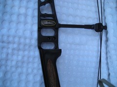 NICE GENTLY Used Mathews Halon X BLACK Bow 70 Lbs RIGHT HAND