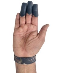 Hunt & Seek Camo Three Finger Fabric Archery Glove Finger Tab Accessories