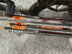 Barnett Crossbows Whitetail Hunter STR 9 Camo Crossbow w/ Scope & Lumen-Arrows
