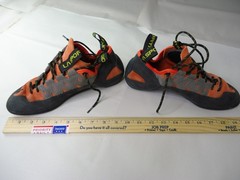 La Sportiva Tarantulace Rock climbing shoes 10.5 size