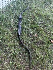 Martin Take Down Recurve Bow Archery Hunting + 7 Arrows – Black