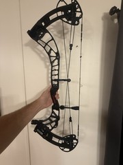 Darton Prelude 32 RH 50-60#RIGHT Hand Compound Bow Black Right Handed Used Nice