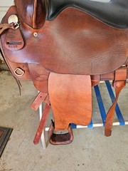 A Good Used 17″ Brown Color Simco Pleasure Trail Saddle #8250