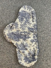 English Saddle Cover With Blue Design Pattern In Cotton Blend Material