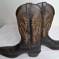 Vintage ARIAT Brown Western Boots Embroidery Decorative Stitching 8.5D