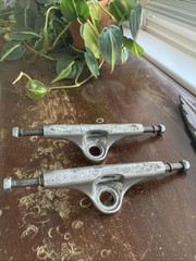 Thunder Trucks 145 Lights 7.6” Axle Skateboarding Standard
