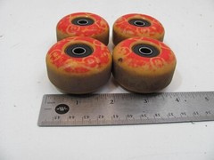 UNKNOWN 2000s SKATEBOARD WHEELS 52MM