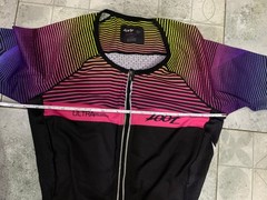 Zoot Triathlon Suit Size L Full Zip Short Sleeve Tri Suit Cycling Multicolor
