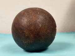 Vintage Cast Iron Eight (8) Lb Shot Put Ball 3 1/2″ Diameter GUC