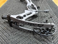 Hoyt RX9