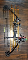 Bowfishing Bow Kit with Arrow Ready to Shoot Right Handed 15-45 LBS Draw Length