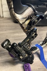 Predator Archery Raptor 34″ Compound Bow Right Hand PSE 5‑Pin Excellent