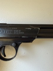 Vintage Daisy Power Line 717 Pellet Pistol .177 Cal. With Vintage Pellets