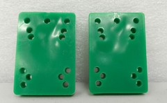 Pair of VINTAGE Skateboard Solid Green RISER PADS ~ 1/2″ ~ Hard Rubber