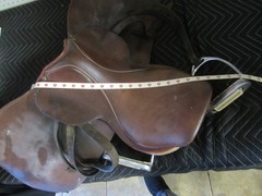 Used /vintage ? saddle unknown. Read description for details.