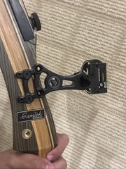 Samick Sage Takedown Recurve Bow 62″ 50lb 28″ Right Hand. TRUGLO 3 pin sight