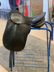 Dressage Saddle 18″ Schleese CHB leather wool flocked made women’s pelvis/leg
