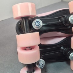 Pink Led Light Up Pink Quad Roller Skates Girls Size 5 (37) PU Leather
