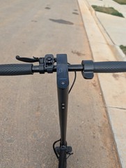 Foldable e-scooter for adults under 275 pounds, less than 1 month old.