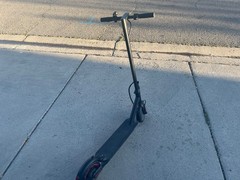 Aovopro ESMAX 500 Watts Kick Electric Scooter – Black