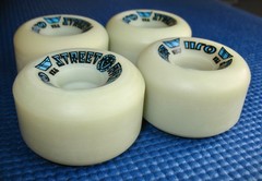Vintage Santa Cruz OJII STREET RAZOR Skateboard Wheels, 60mm 92A, 1980s NOS!