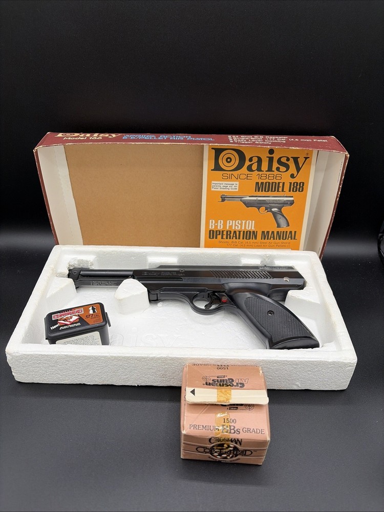 Vintage Daisy model 188 BB Pistol W/ Original Box And Manual Extra BB’s