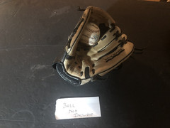Easton Zflex ZFX1000 BASEBALL GLOVE 10 inch Leather YOUTH Right Hand Thrower
