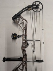 Bear Species Compound Bow Package! RH 23.5-30.5″ 55-70lbs. QAD arrow rest sight