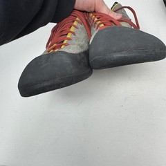 Evolv Climbing Shoes Men’s Lace Up Gray Red Yellow Size 12.5 US