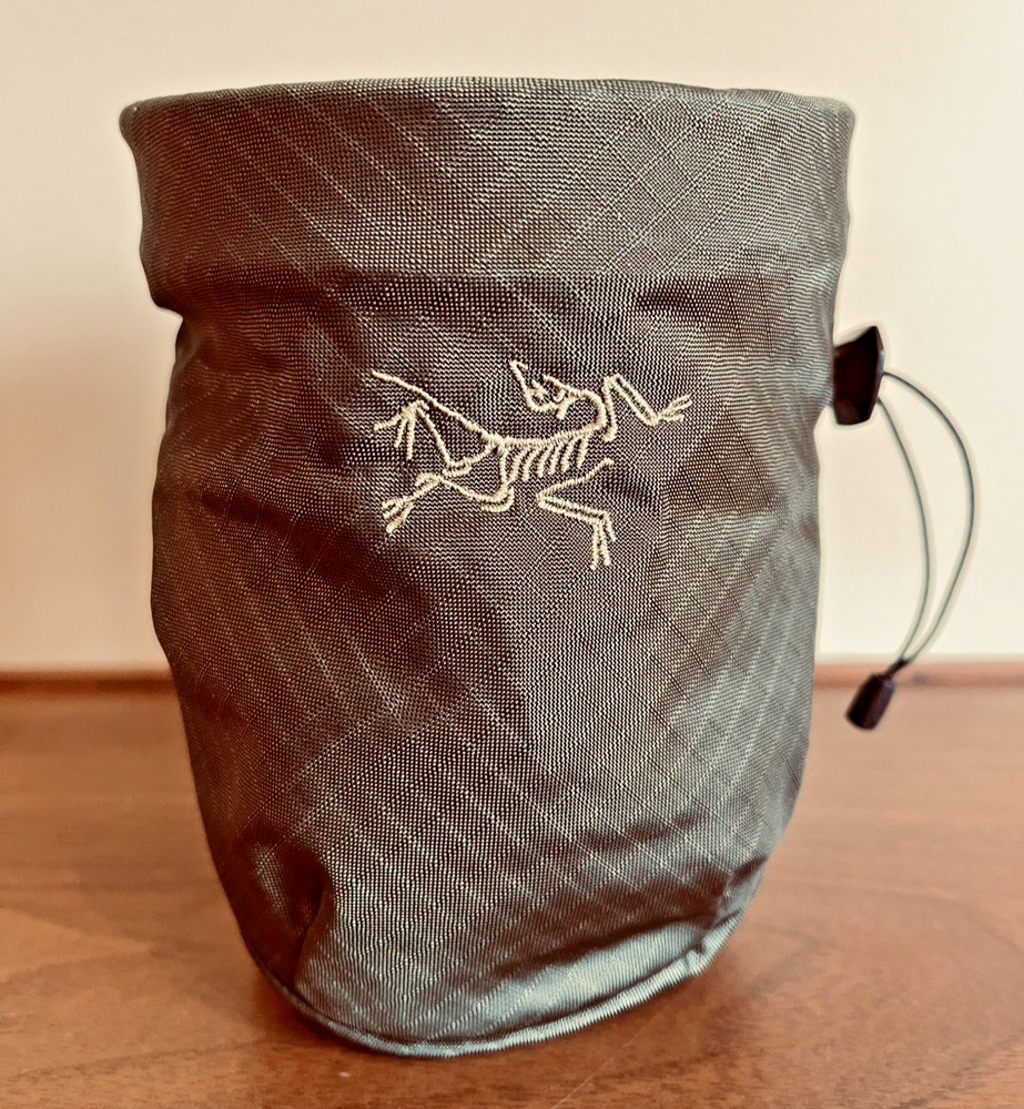 Arc’teryx Ion Chalk Bag Small TATSU Colorway Climbing Chalk Bag SAMPLE NWT