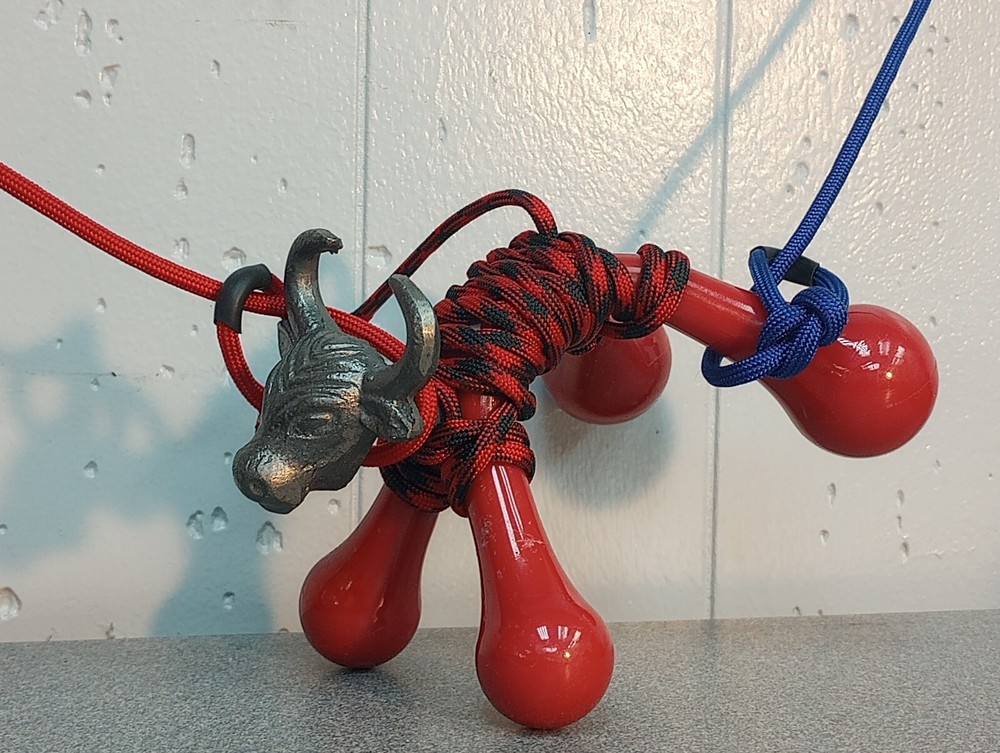 FIERY RED Micro Brahma Bull ROPING DUMMY – Pro Paracord Training Set