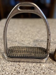 Set Of Fillis Stirrup Irons 12 Cm (4.7”) With rubber Tread pads Well Loved