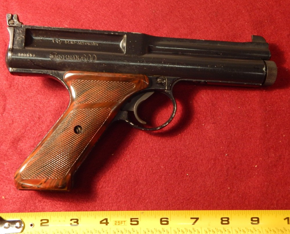 Nice Crosman Late Second Variant Model 600 .22 Caliber Air Pistol Works Great!
